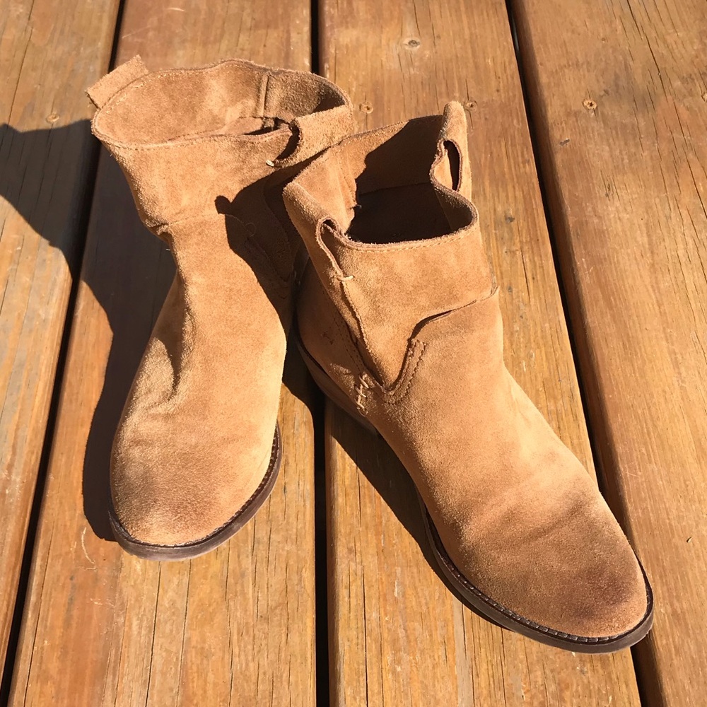 Dolce Vita Booties - Picture 3 of 8